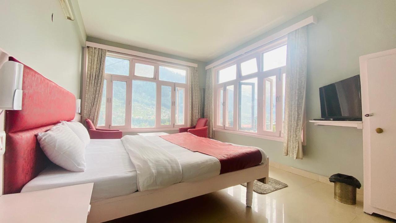Hotel Meadows