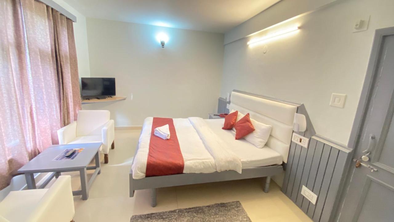 Meadows Hotel 3*